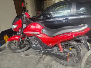 হিরো অ্যাচিভার ২০১৭ লাল