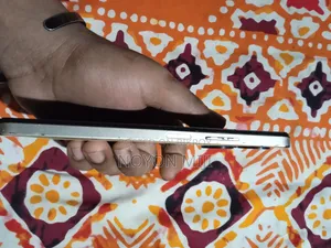 Infinix Smart 8 64 GB Silver