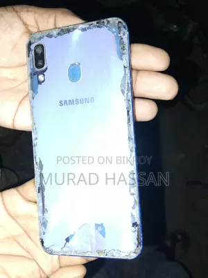 Samsung Galaxy A30 64 GB Black