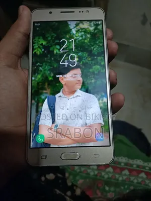 স্যামসাং গ্যালাক্সি জে৫ ১৬ জিবি রোজ গোল্ড