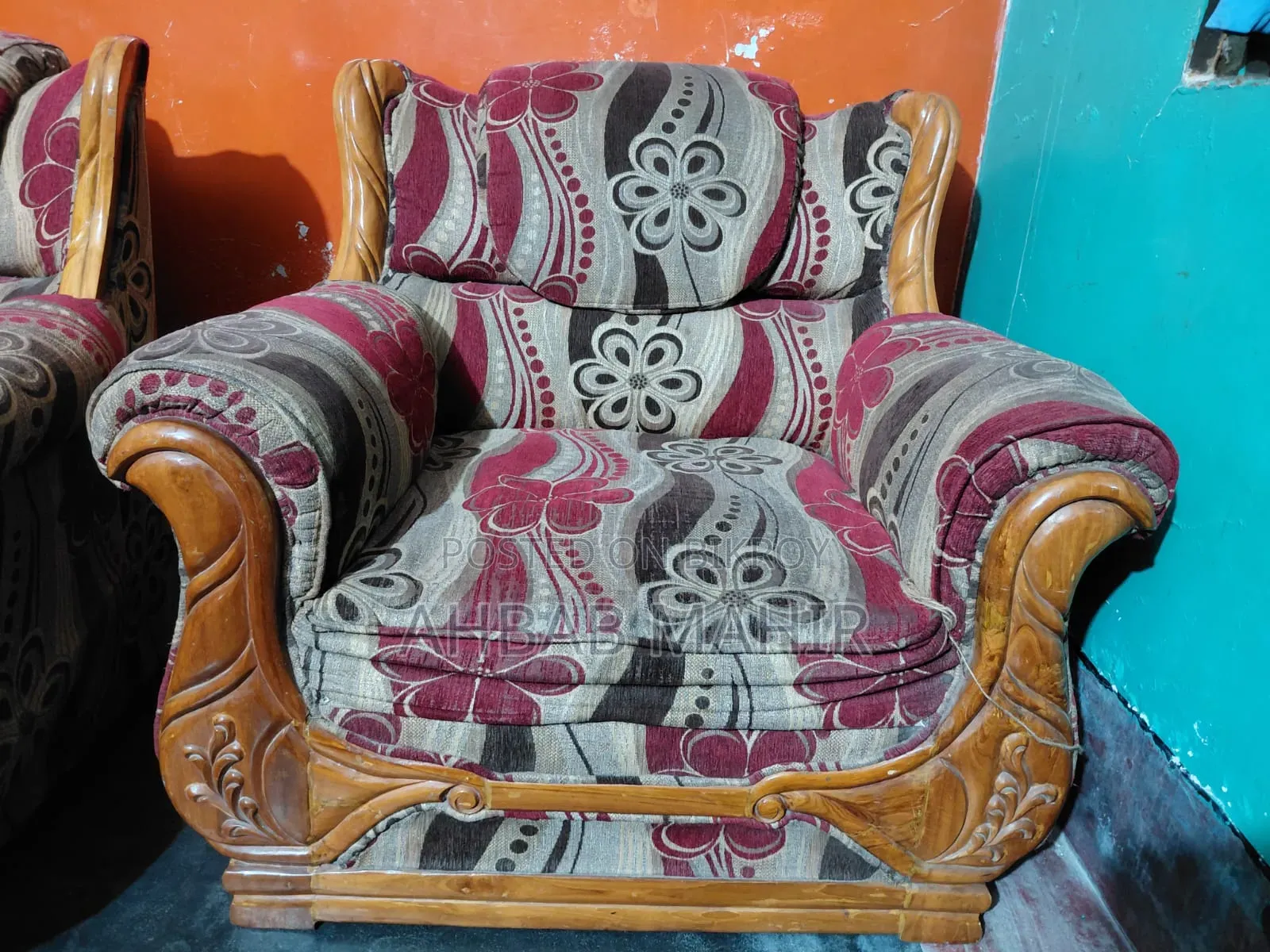 Sofa Set With Tea Table
