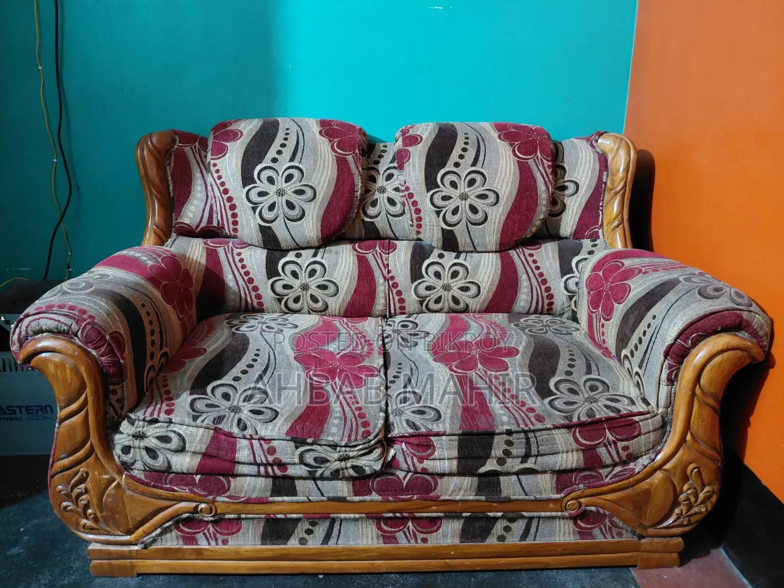 Sofa Set With Tea Table
