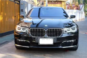 BMW 7 Series 730Li 2018 Blue