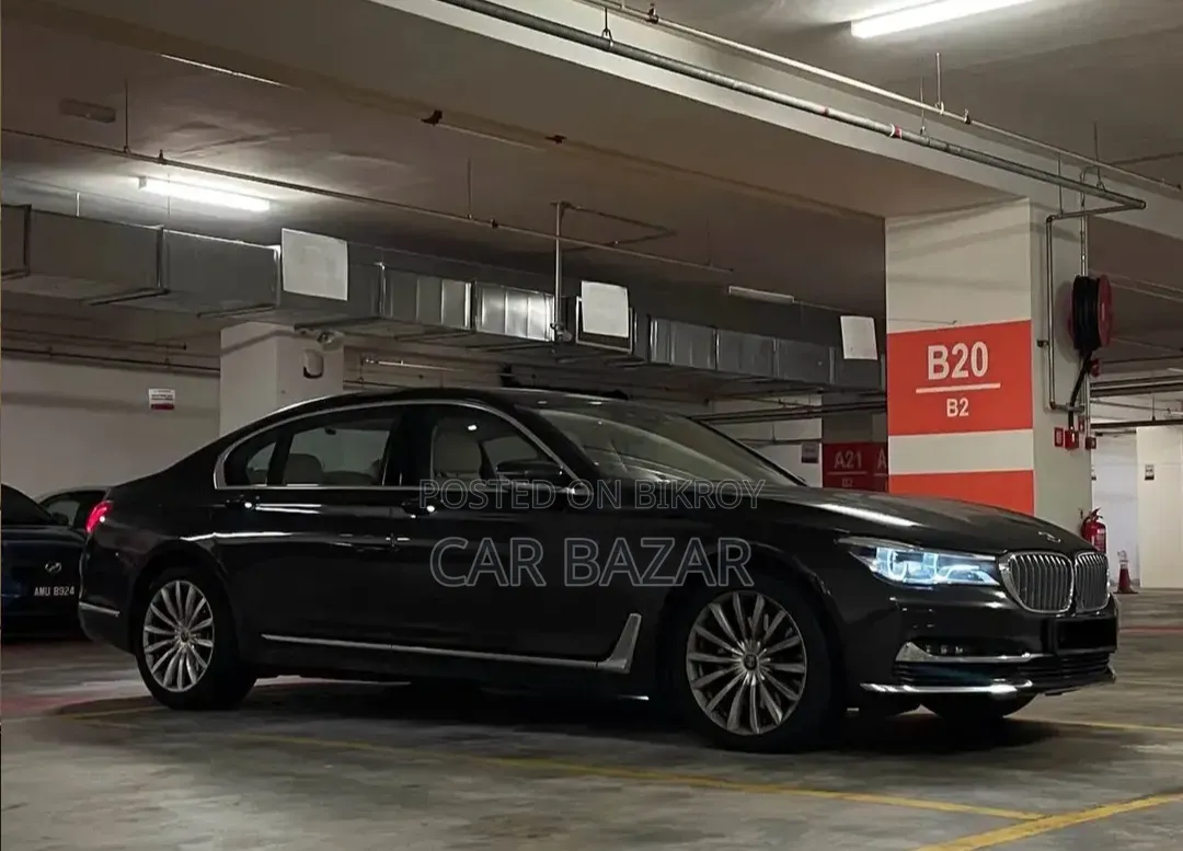 BMW 7 Series 730Li 2018 Blue