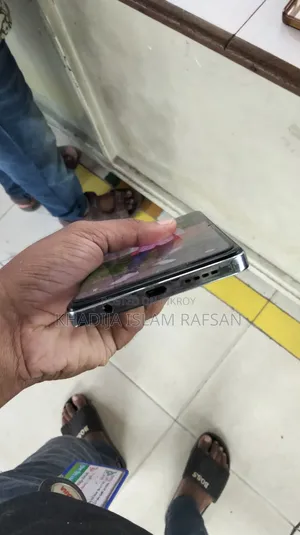 ইনফিনিক্স নোট ৩০ ৫জি ১২৮ জিবি গ্রাফাইট
