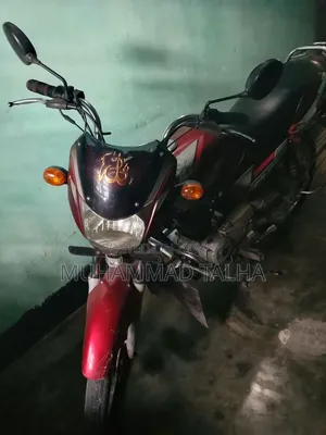 Bajaj CT 100 2014 Red
