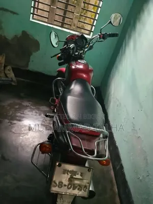 Bajaj CT 100 2014 Red