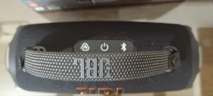 জেবিএল চার্জ ৬ পোর্টেবল ওয়্যারলেস স্পিকার