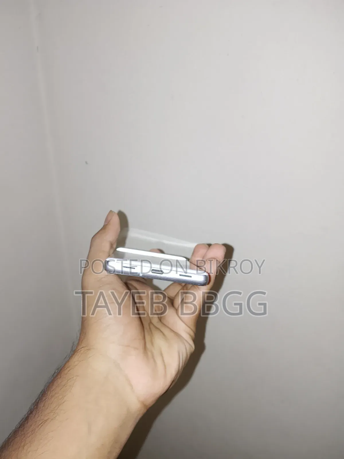 গুগল পিক্সেল ৭এ ১২৮ জিবি সাদা