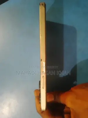 রিয়েলমি ১০ প্রো ১২৮ জিবি