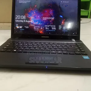 Laptop Samsung 2GB Intel Celeron SSD 512GB