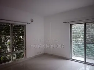 গুলশানে ভাড়ার জন্য ৩ বেডরুমের অ্যাপার্টমেন্ট