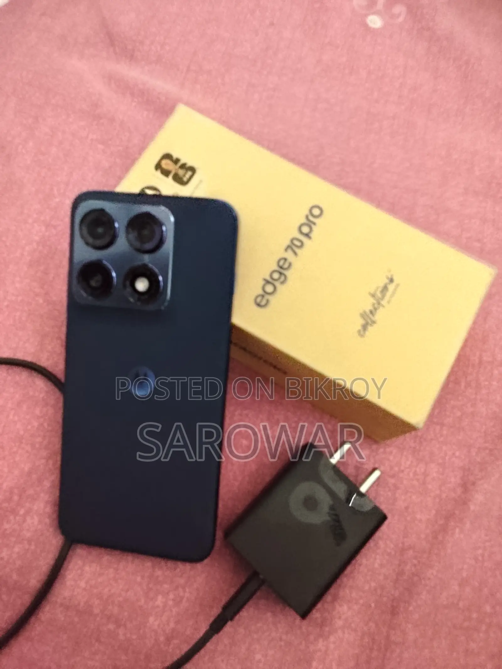 মোটোলোরা এজ ৭০ ৫জি ২৫৬ জিবি নীল