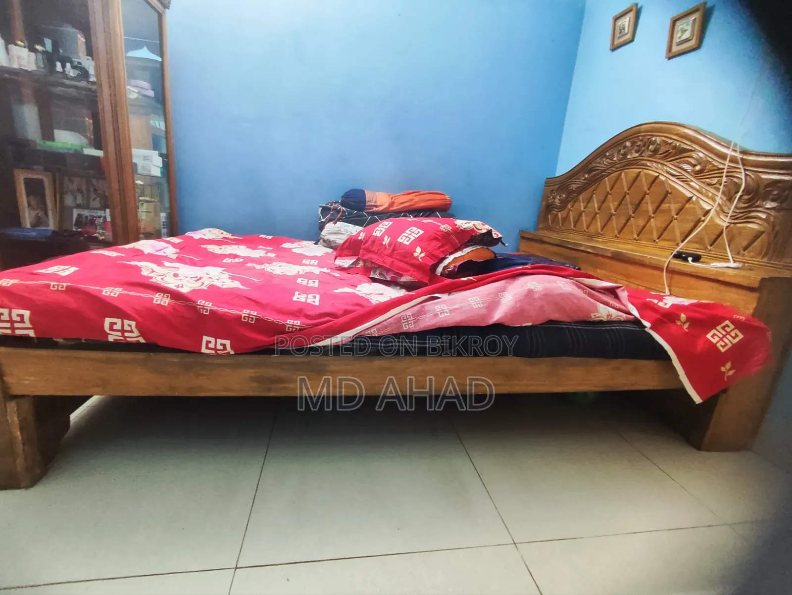 Urgent Sale | Sturdy Mahogany Wooden Bed