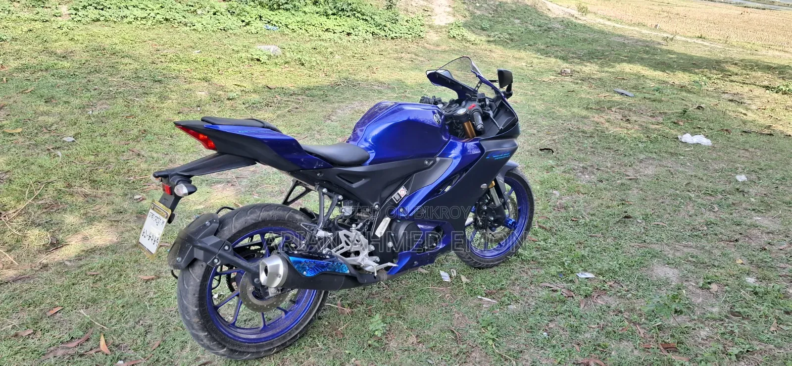 Yamaha 2022 Blue
