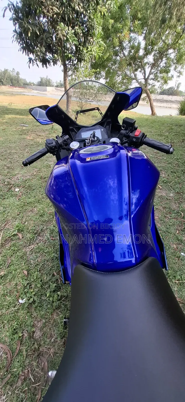 Yamaha 2022 Blue