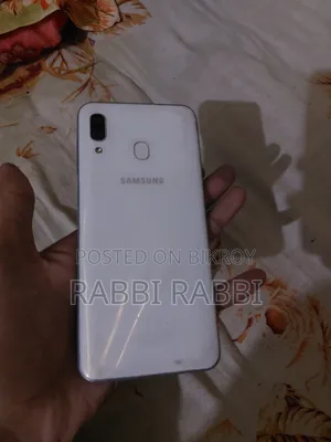 স্যামসাং গ্যালাক্সি এ৩০ ৬৪ জিবি সাদা