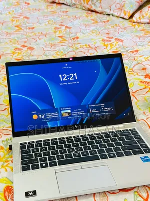 Laptop HP EliteBook 840 G11 8GB Intel Core i5 HDD+SSD 256GB