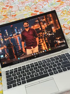 Laptop HP EliteBook 840 G11 8GB Intel Core i5 HDD+SSD 256GB