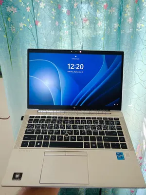 Laptop HP EliteBook 840 G11 8GB Intel Core i5 HDD+SSD 256GB