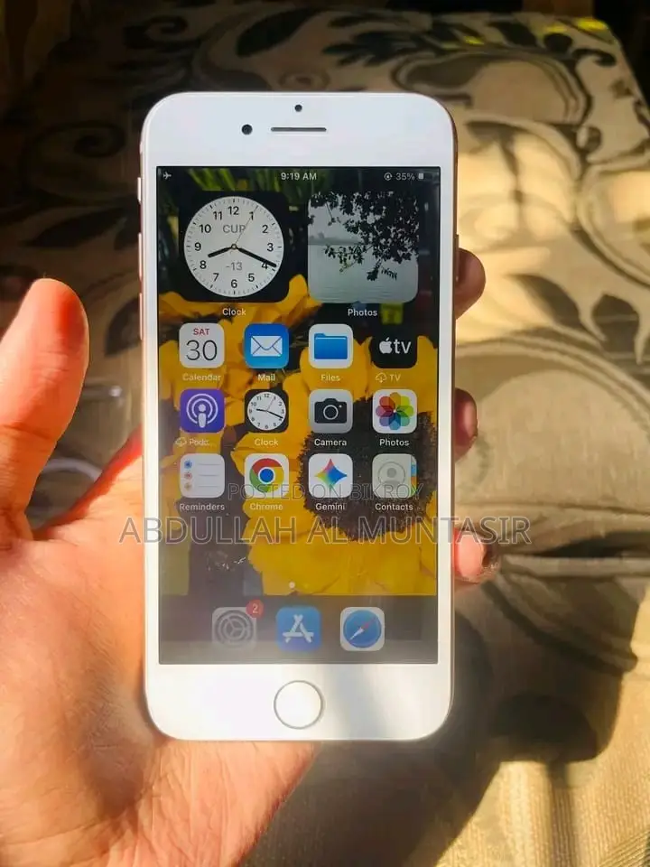 Apple iPhone 8 64 GB Gold