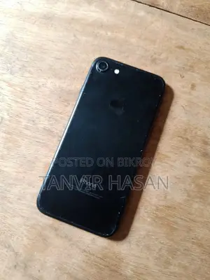 Apple iPhone 7 32 GB Black