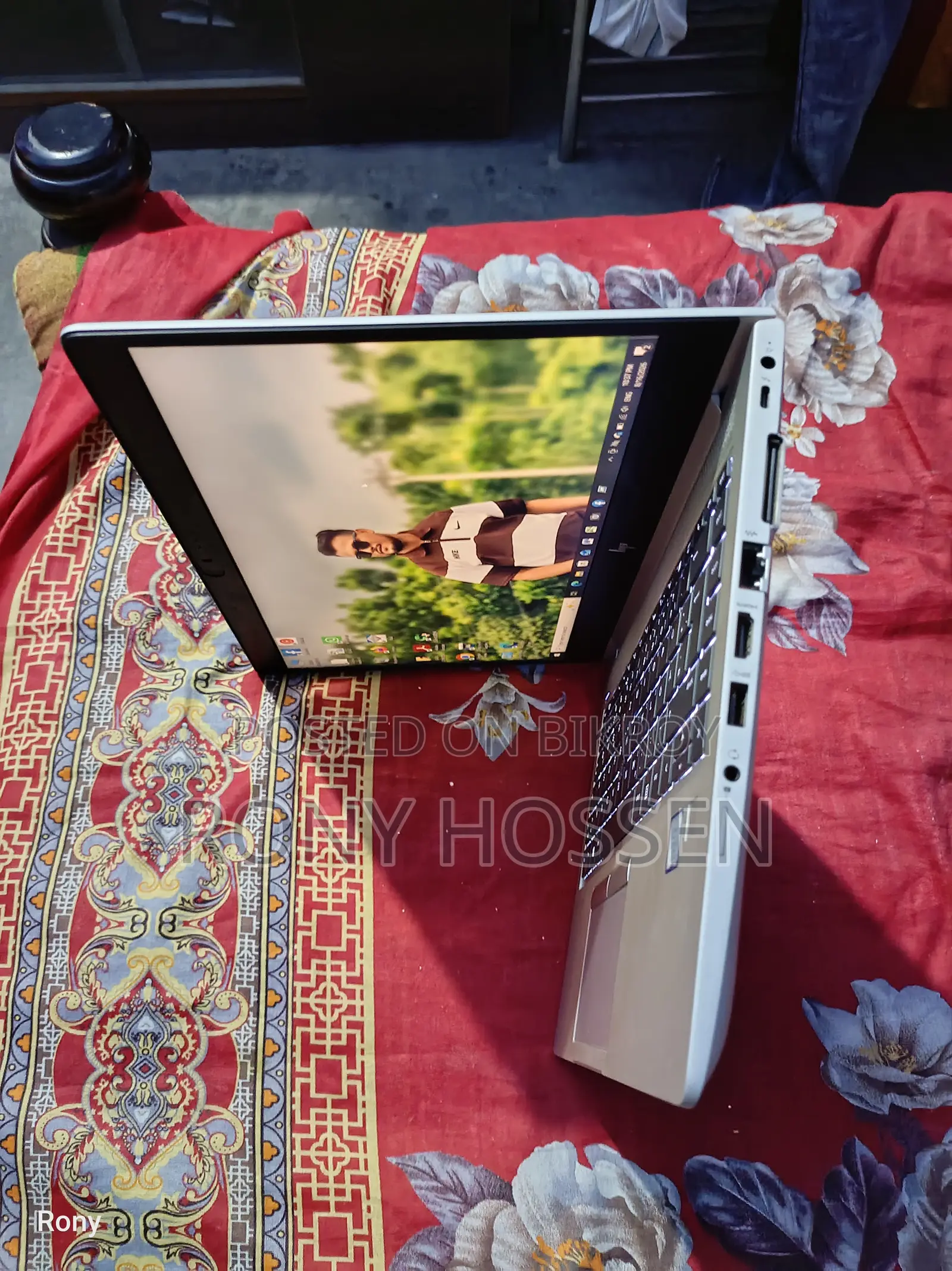 ল্যাপটপ এইচপি এলিটবুক ৮৪০ জি৬ ৮জিবি ইন্টেল কোর আই৫ এসএসডি ৫১২জিবি