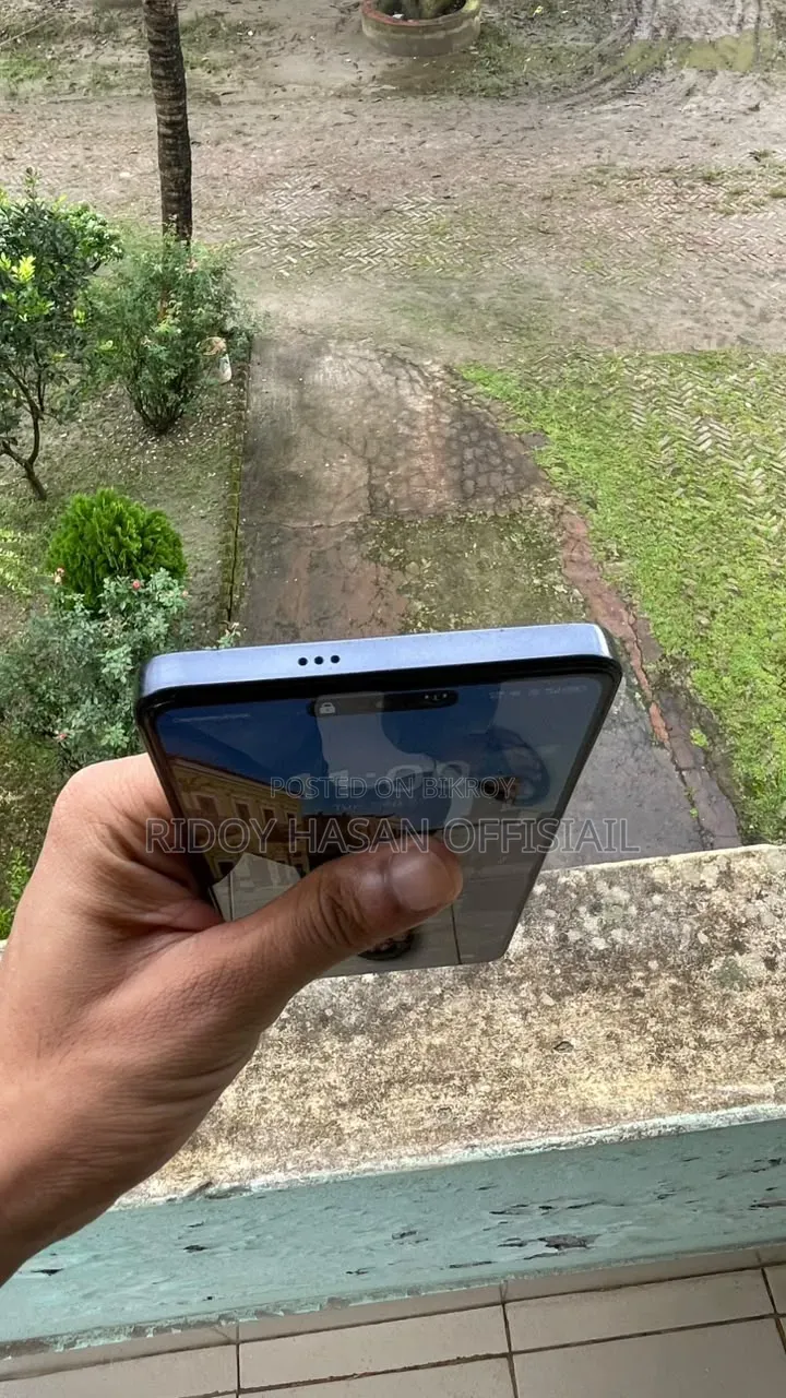টেকনো ক্যামন ২০ ২৫৬ জিবি ব্ল্যাক