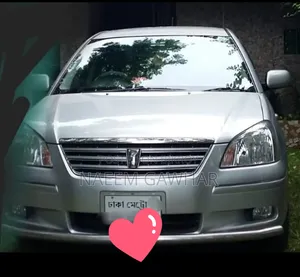 টয়োটা প্রিমিও ২০০৬ সিলভার