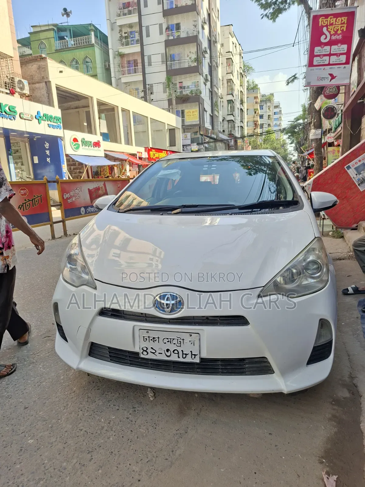 Toyota Aqua 2013 White