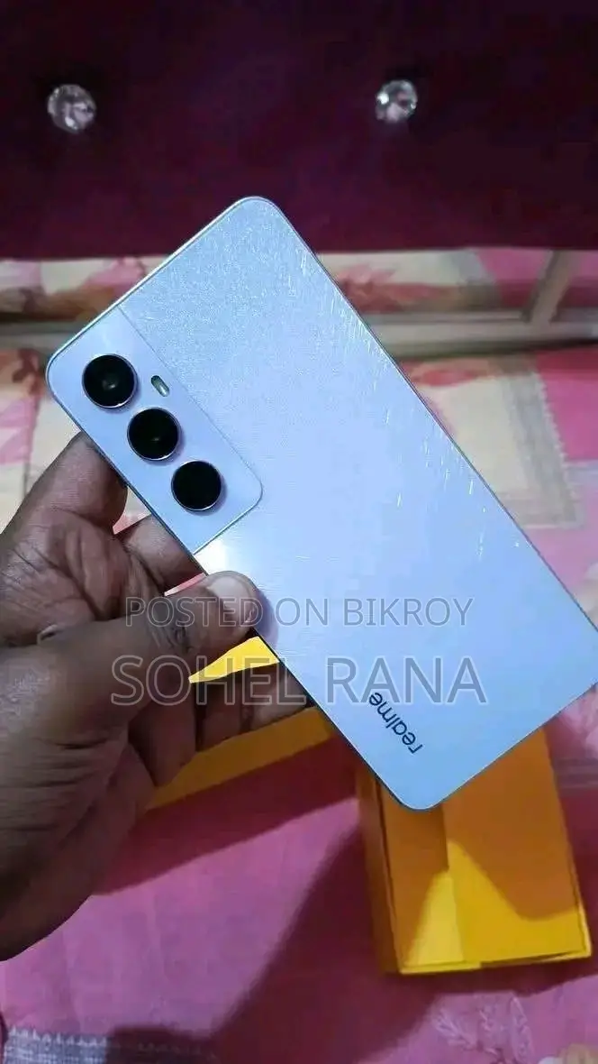 রিয়েলমি সি৬৭ ২৫৬ জিবি ব্লু