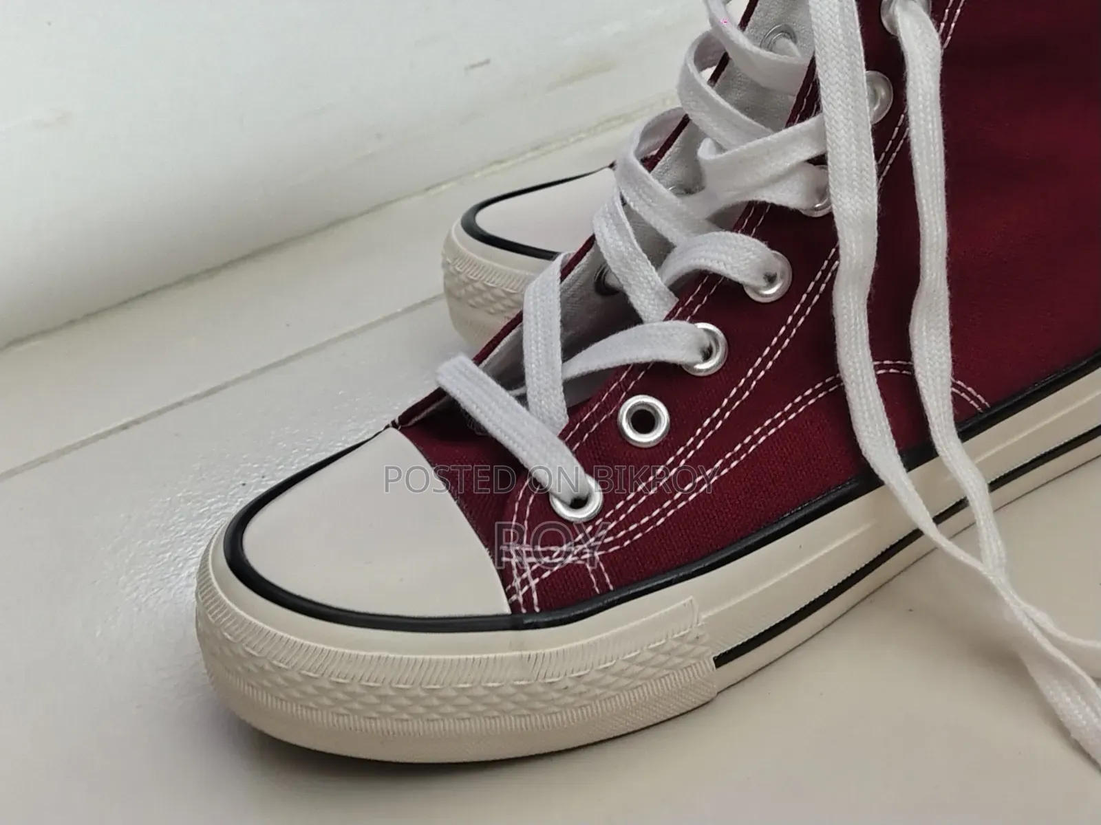 Converse High-Ankle Shoe