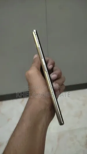 New Samsung Galaxy S10 5G 256 GB Silver
