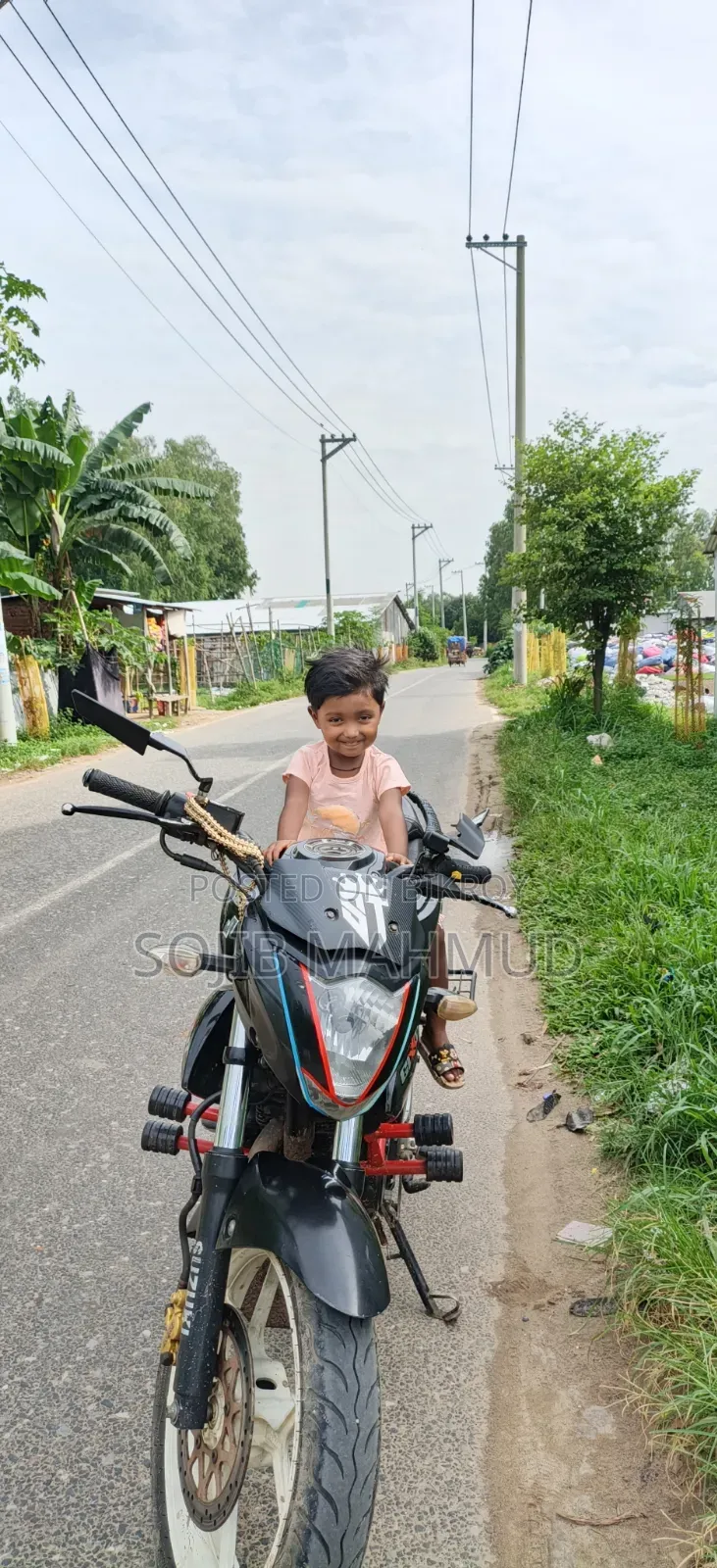 সুজুকি জিক্সার ২০১৮ ব্ল্যাক