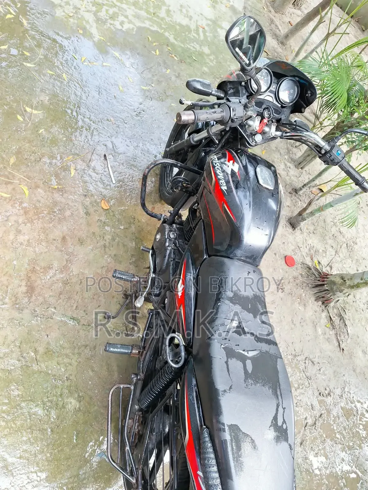 বাজাজ ডিসকভার ১৩৫ ২০১৭ ব্ল্যাক