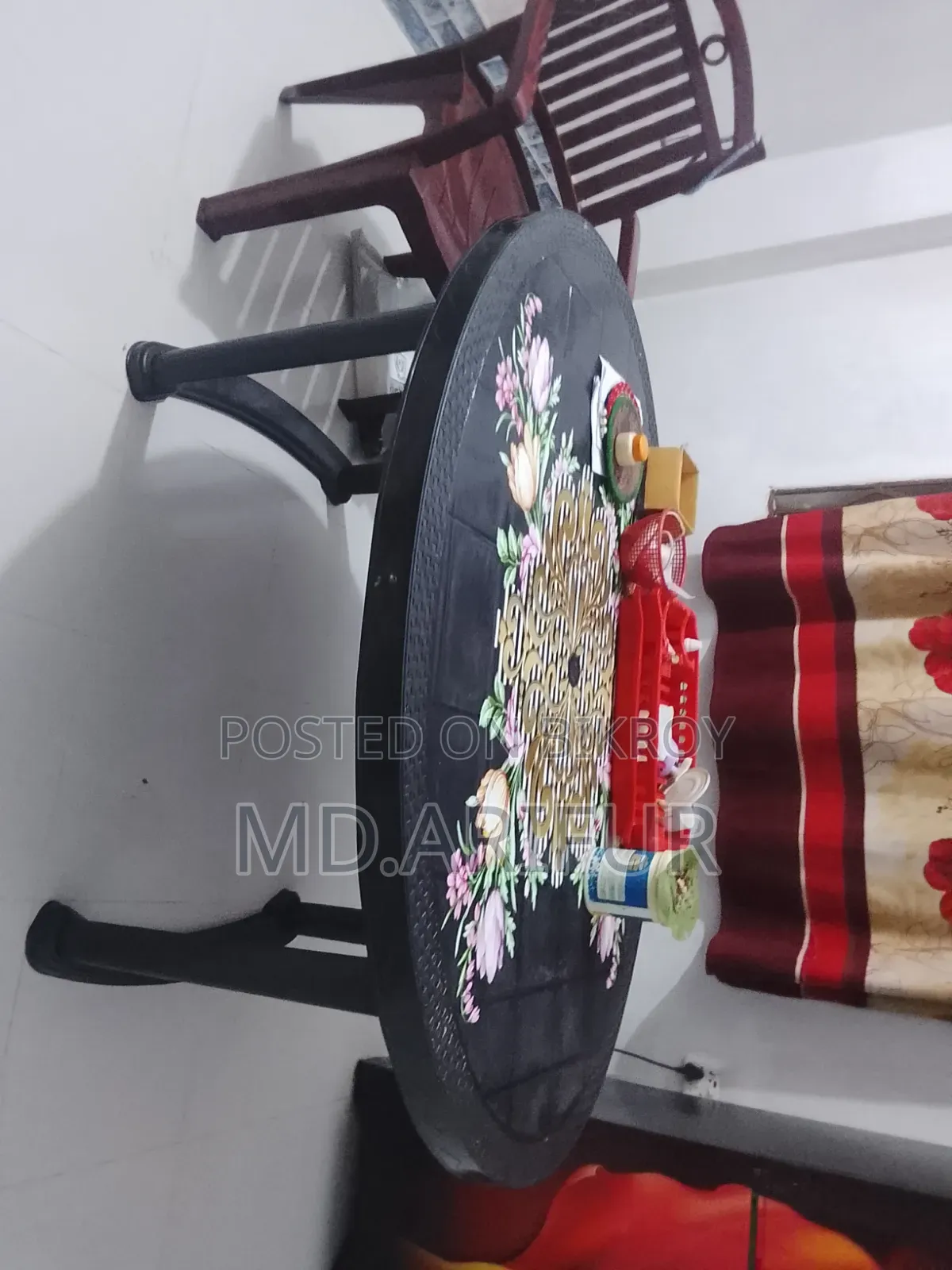 টেবিল বিক্রি করা হবে