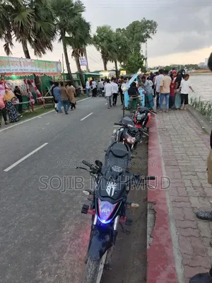 সুজুকি জিক্সার ২০১৮ ব্ল্যাক
