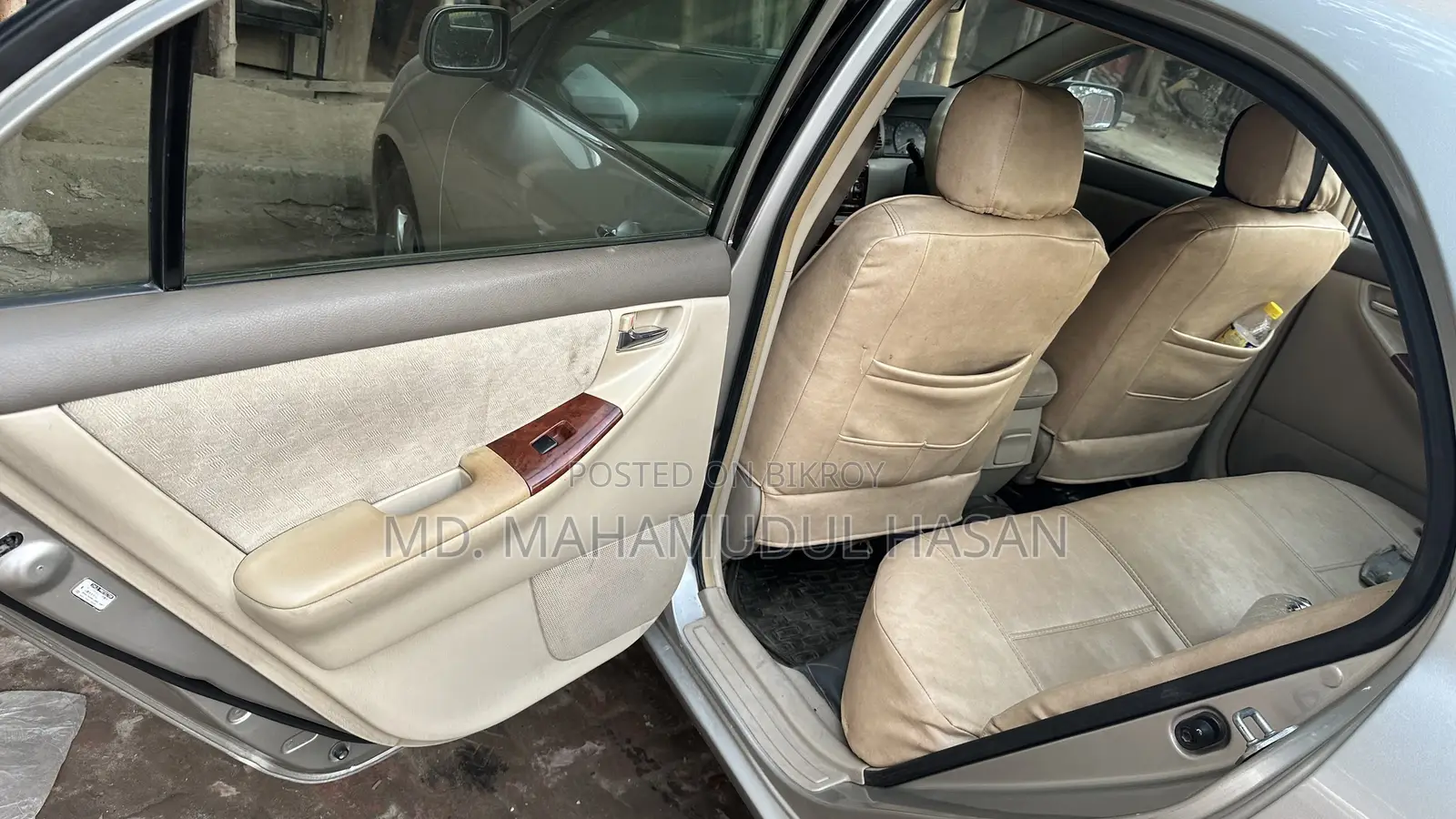 Toyota Corolla 2002 Gold