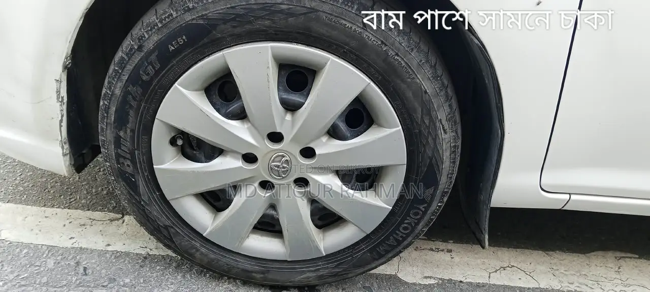 টয়োটা এক্সিও ২০১২ সাদা