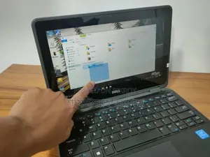 Laptop Dell Latitude 3190 2-in-1 8GB Intel Pentium SSD 128GB
