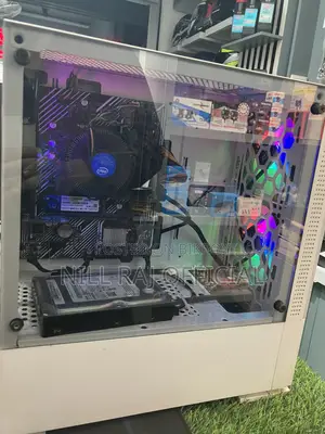 Desktop Computer Asus 16GB Intel Core i5 SSD 256GB