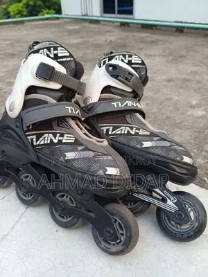 Skate Shoes for sale.