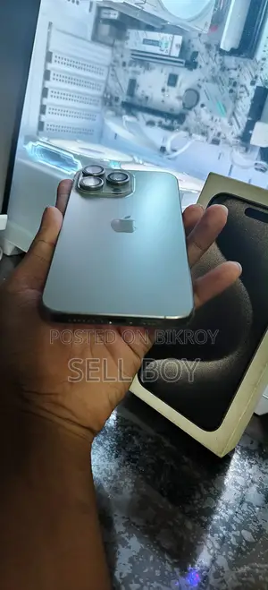 অ্যাপল আইফোন ১৫ প্রো ম্যাক্স ২৫৬ জিবি সিলভার