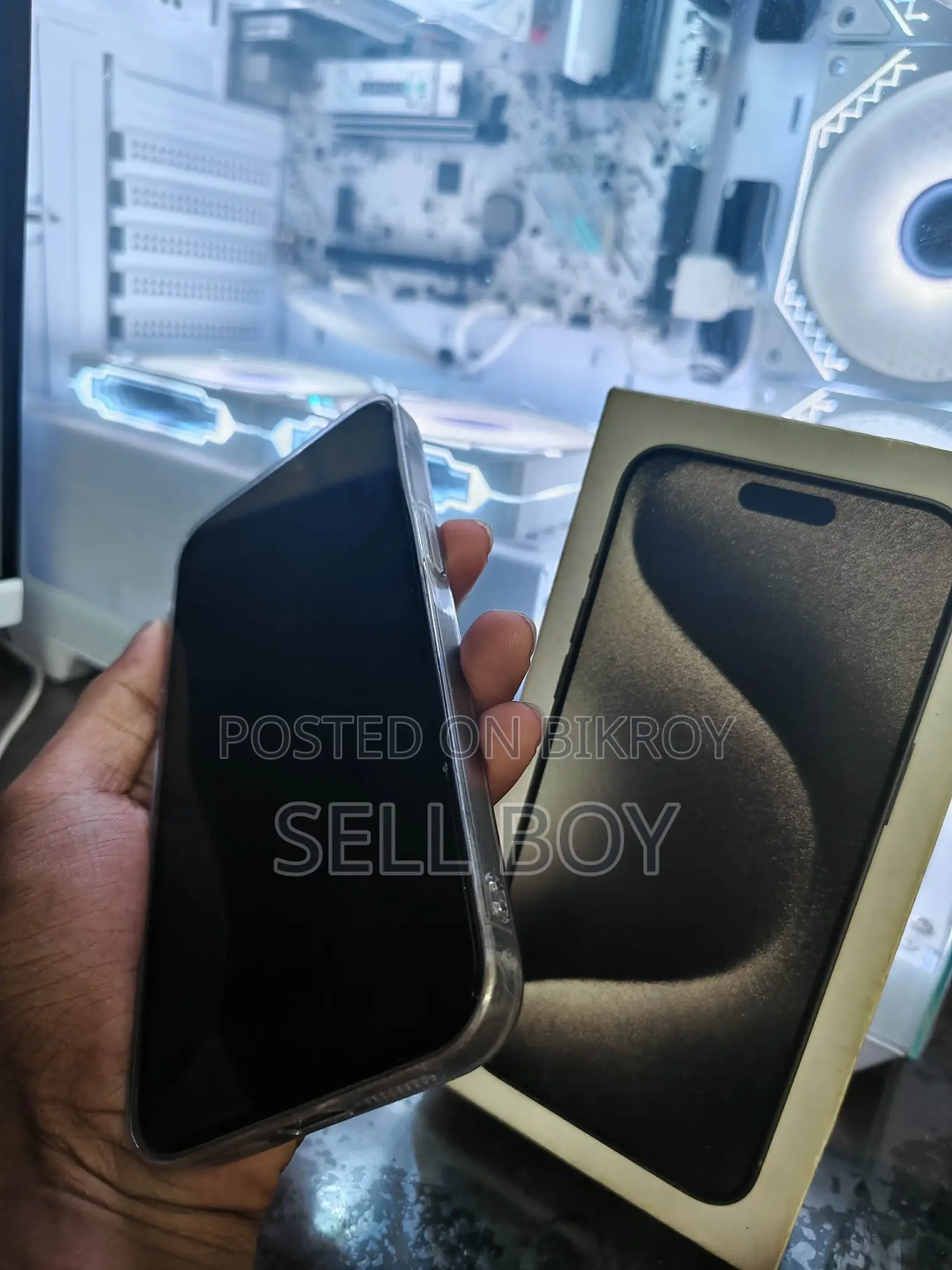 অ্যাপল আইফোন ১৫ প্রো ম্যাক্স ২৫৬ জিবি সিলভার
