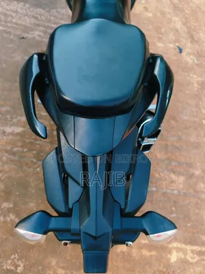 সুজুকি গিক্সার ২৫০ ২০২৫ কালো