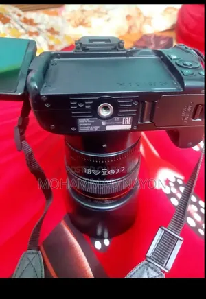 Canon 250d With 85mm Prime Lens