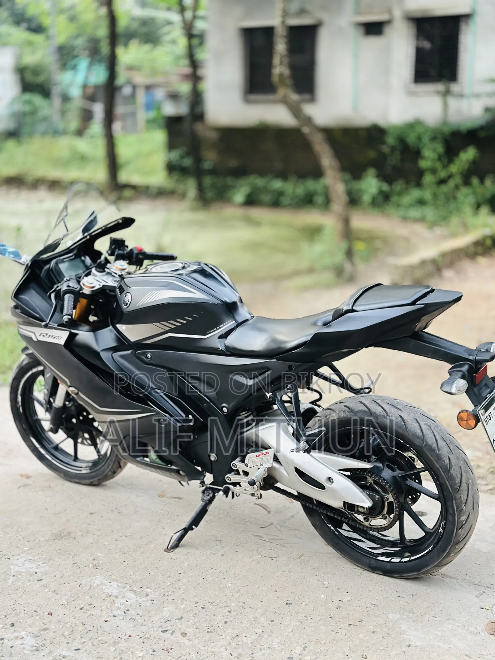Yamaha R15M 2022 Black