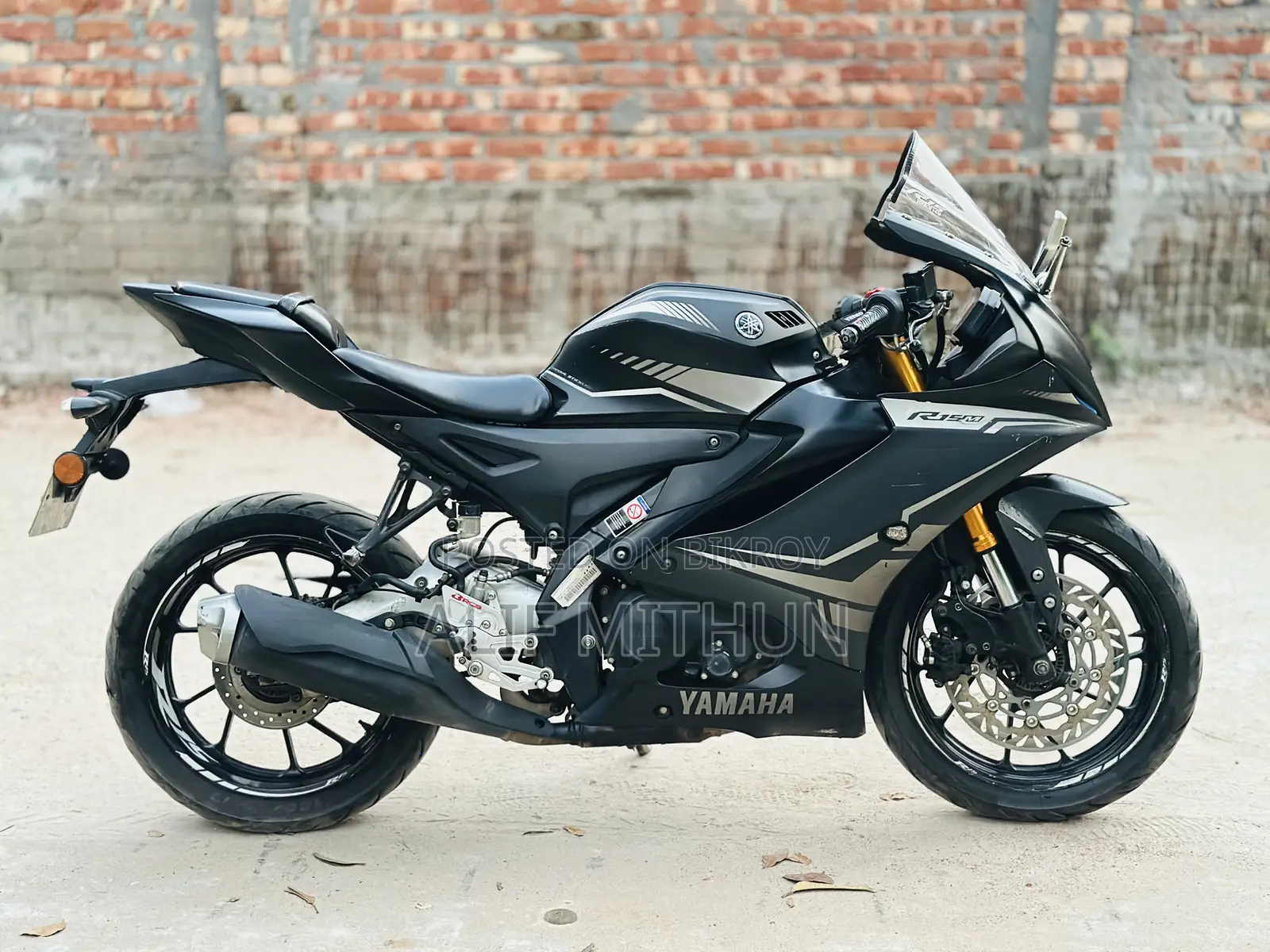 Yamaha R15M 2022 Black