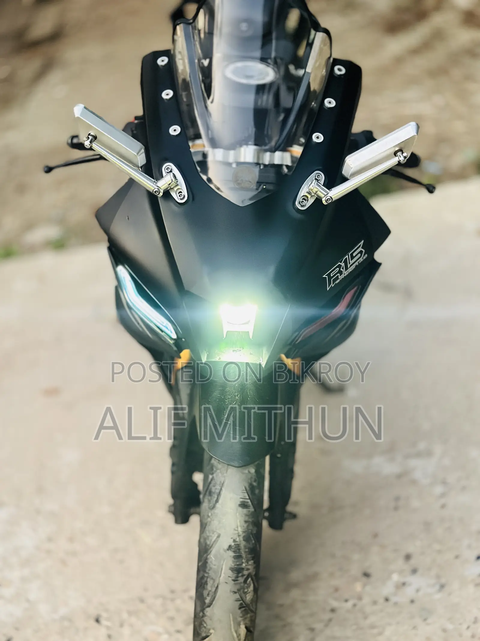 Yamaha R15M 2022 Black