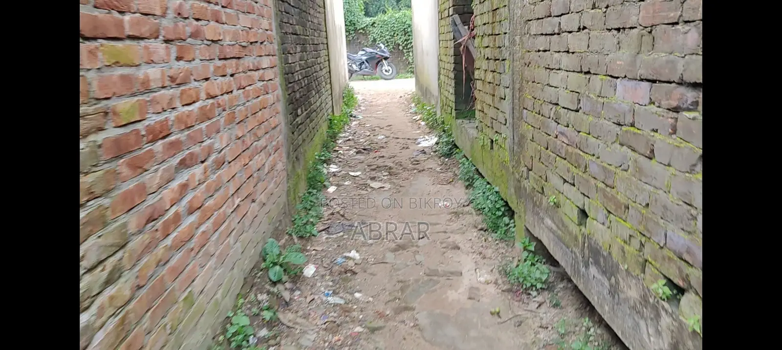 বেদখলি উন্মুক্ত জমি